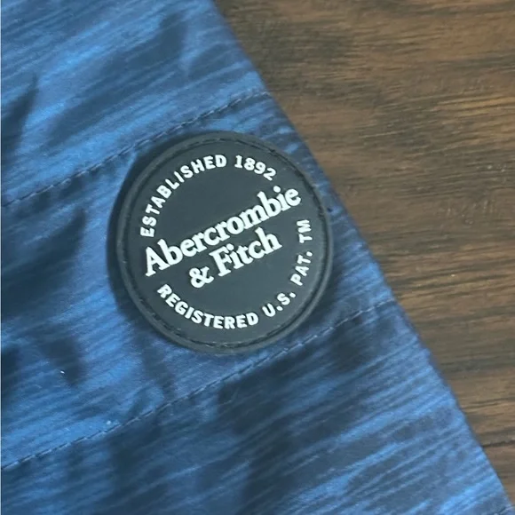 abercrombie kids Boy's Blue & Black Jacket Size 7/8 - Picture 2 of 10